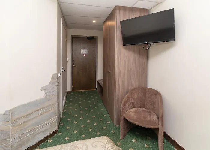 St. Barbara Отель 3*